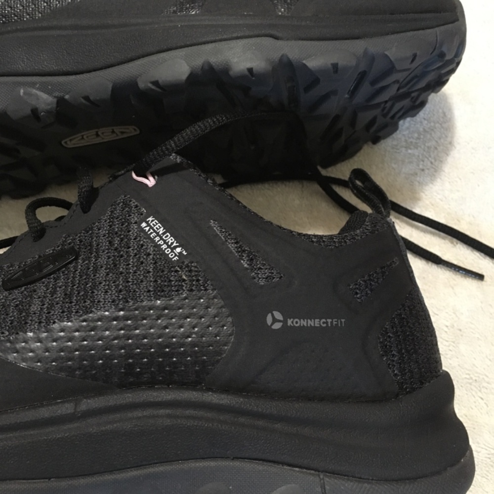 Keen Women’s size 7.5 Black Terradora II Low Top Dry KonnectFit Hiking Sneakers - Picture 5 of 14